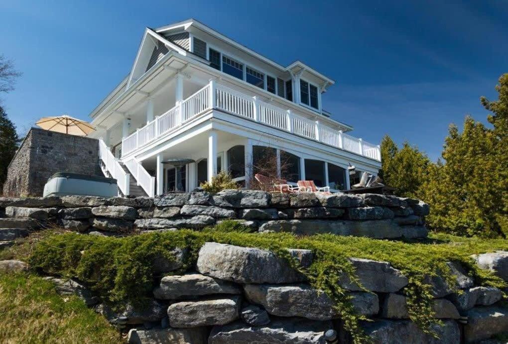 Loza House Coastal Design Unit With Lake & Mountain Views Plattsburgh Esterno foto